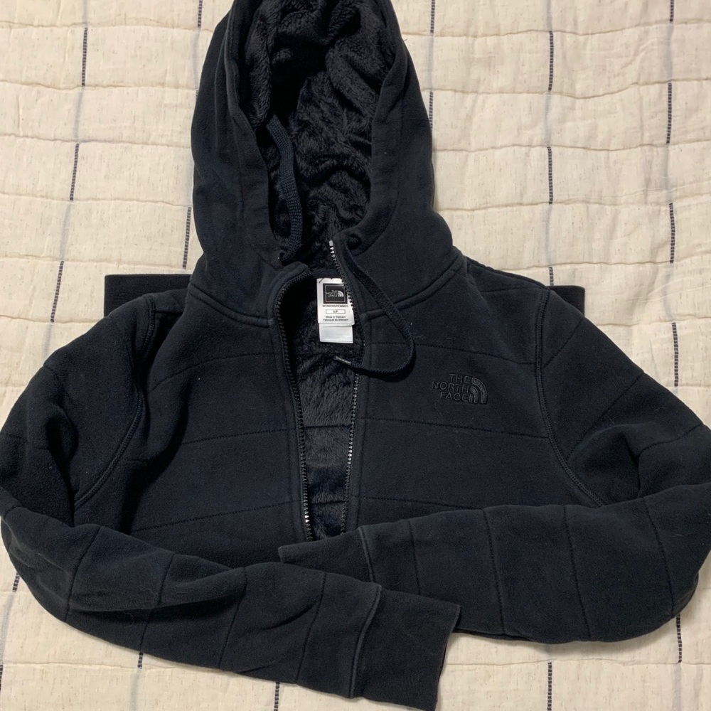North face sweater